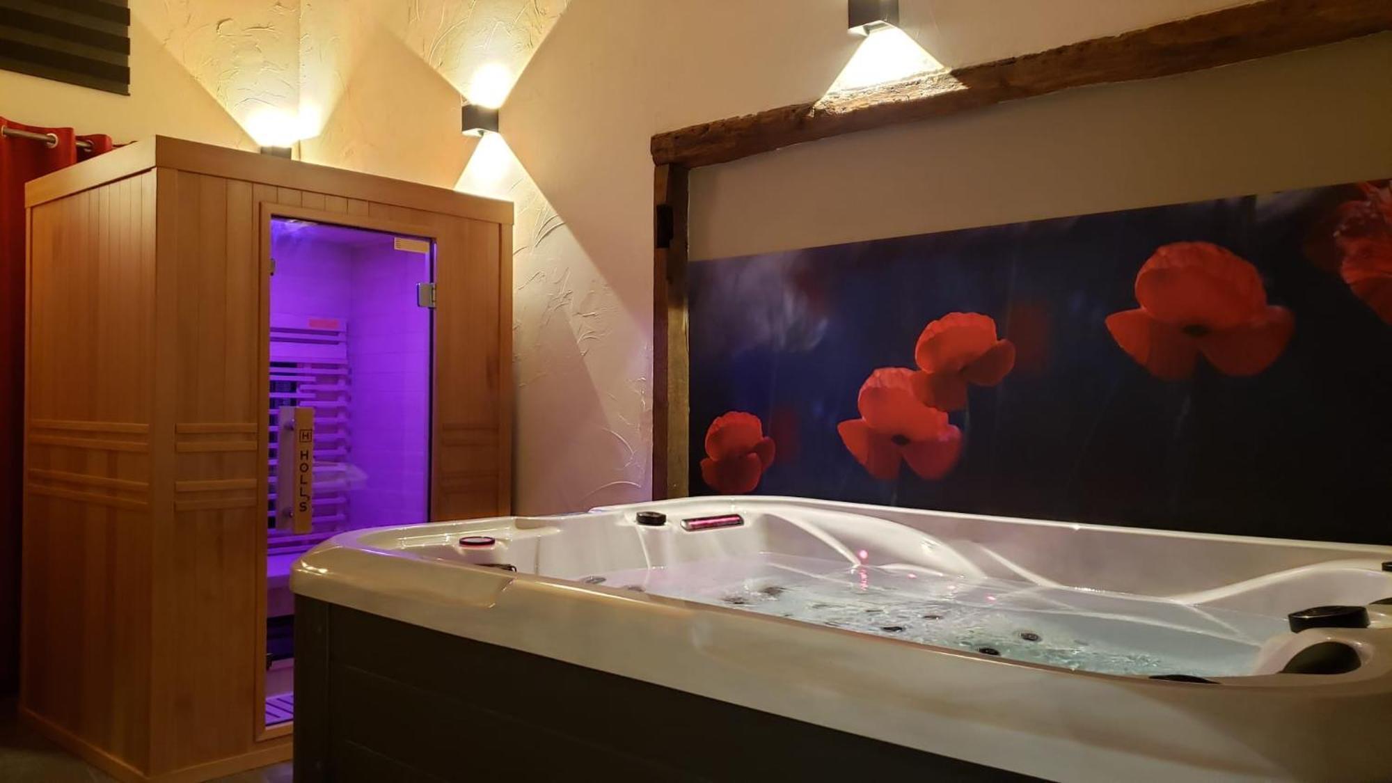 Maison D'Hote Avec Sauna Et Jacuzzi A La Campagne Les Portes du Coglais Exterior photo